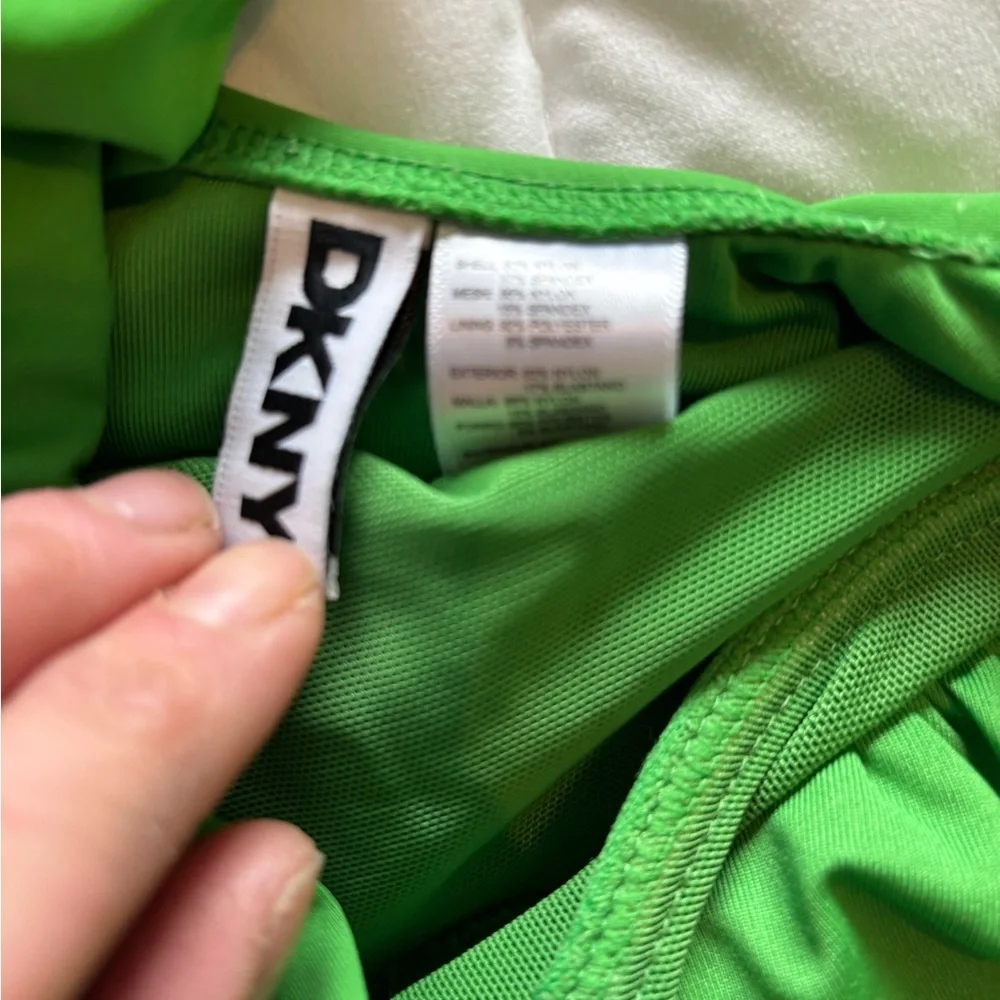 DKNY Vibrant Green Swimwear NWOT - Picture 2 of 2